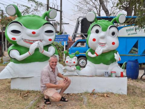 ต้อนรับคณะศึกษาดูงานจากกรมหม่อนไหม ณ กลุ่ม Tonmon silk บ้านหัวสะพาน