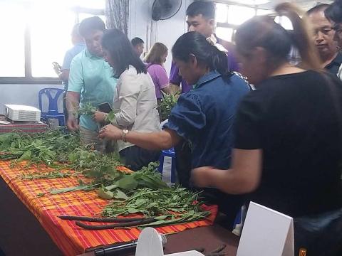 โครงการฝึกอบรมและศึกษาดูงานสำหรับผู้บริหาร สมาชิกสภาท้องถิ่น พนักงานส่วนตำบล ลูกจ้าง พนักงานจ้าง และผู้นำชุมชน อบต.บ้านยาง