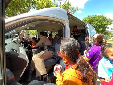 โครงการส่งเสริมการเรียนรู้ในเด็กปฐมวัยให้รู้วิชาการเอาตัวรอดเมื่อติดในรถยนต์