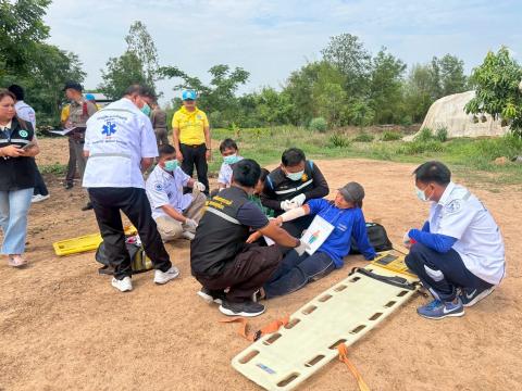 ซ้อมแผนการเกิดอุบัติเหตุทางถนนช่วงเทศบาล ณ โรงพยาบาลส่งเสริมสุขภาพตำบลบ้านแวง