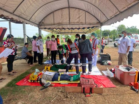 ซ้อมแผนการเกิดอุบัติเหตุทางถนนช่วงเทศบาล ณ โรงพยาบาลส่งเสริมสุขภาพตำบลบ้านแวง