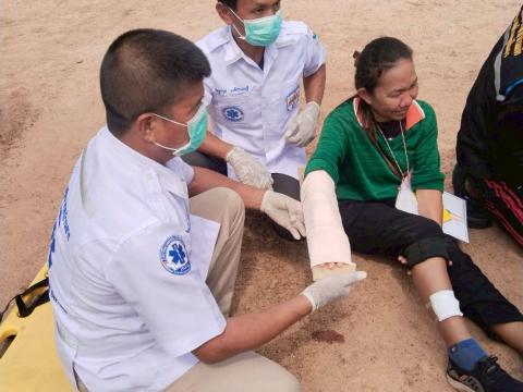 ซ้อมแผนการเกิดอุบัติเหตุทางถนนช่วงเทศบาล ณ โรงพยาบาลส่งเสริมสุขภาพตำบลบ้านแวง