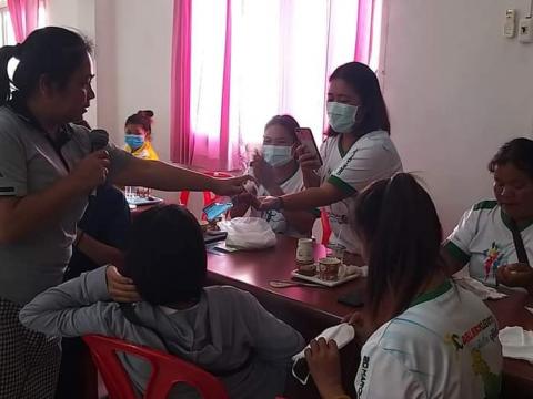 โครงการอบรมเชิงปฏิบัติการให้ความรู้ในการป้องกันโรคติดเชื้อไวรัสโ