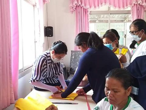 โครงการอบรมเชิงปฏิบัติการให้ความรู้ในการป้องกันโรคติดเชื้อไวรัสโ