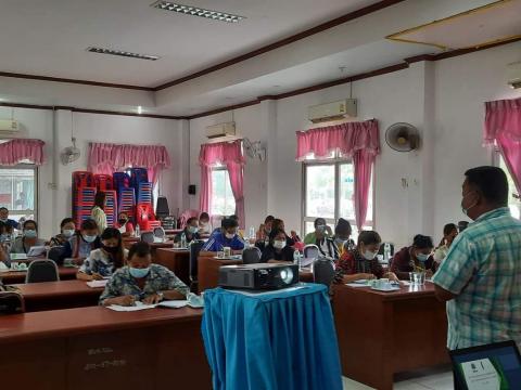 โครงการอบรมผู้ประกอบการและผู้สัมผัสอาหารแก่ผู้ประกอบการร้านค้า ร