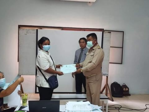 โครงการอบรมผู้ประกอบการและผู้สัมผัสอาหารแก่ผู้ประกอบการร้านค้า ร