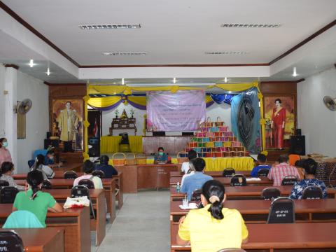 โครงการส่งเสริมสนับสนุนและพัฒนาศักยภาพกลุ่มอาชีพต่างๆ ภายในตำบลบ้านยาง หลักสูตร การสานตะกร้าหวายเทียม